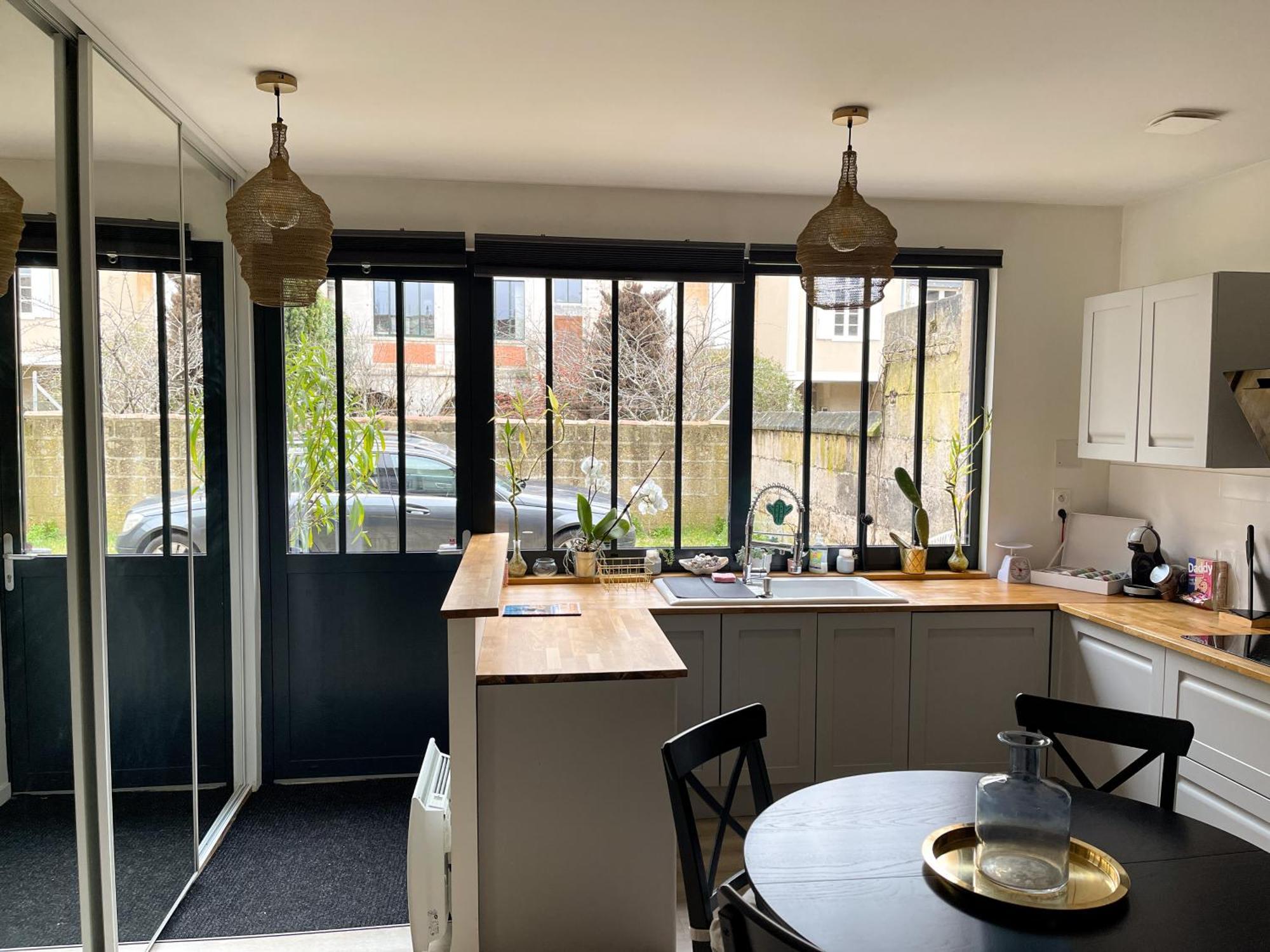 Maison + Parking Prive Au Coeur Angouleme 60M2 Kültér fotó