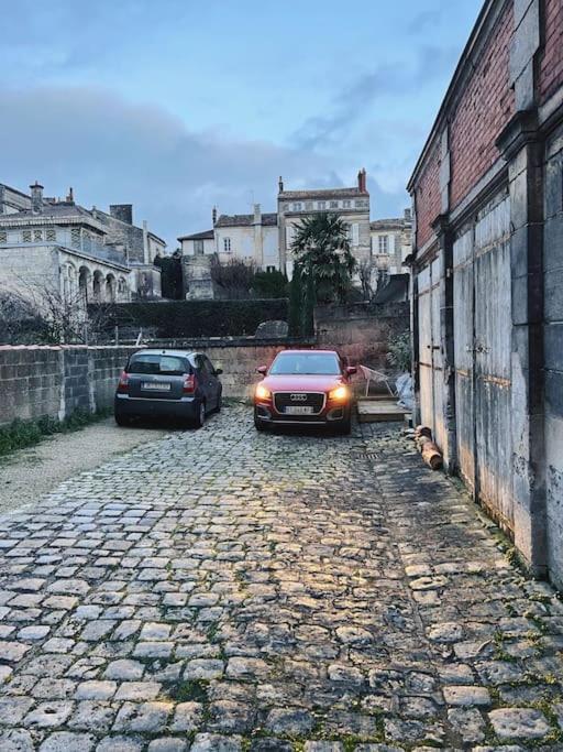 Maison + Parking Prive Au Coeur Angouleme 60M2 Kültér fotó
