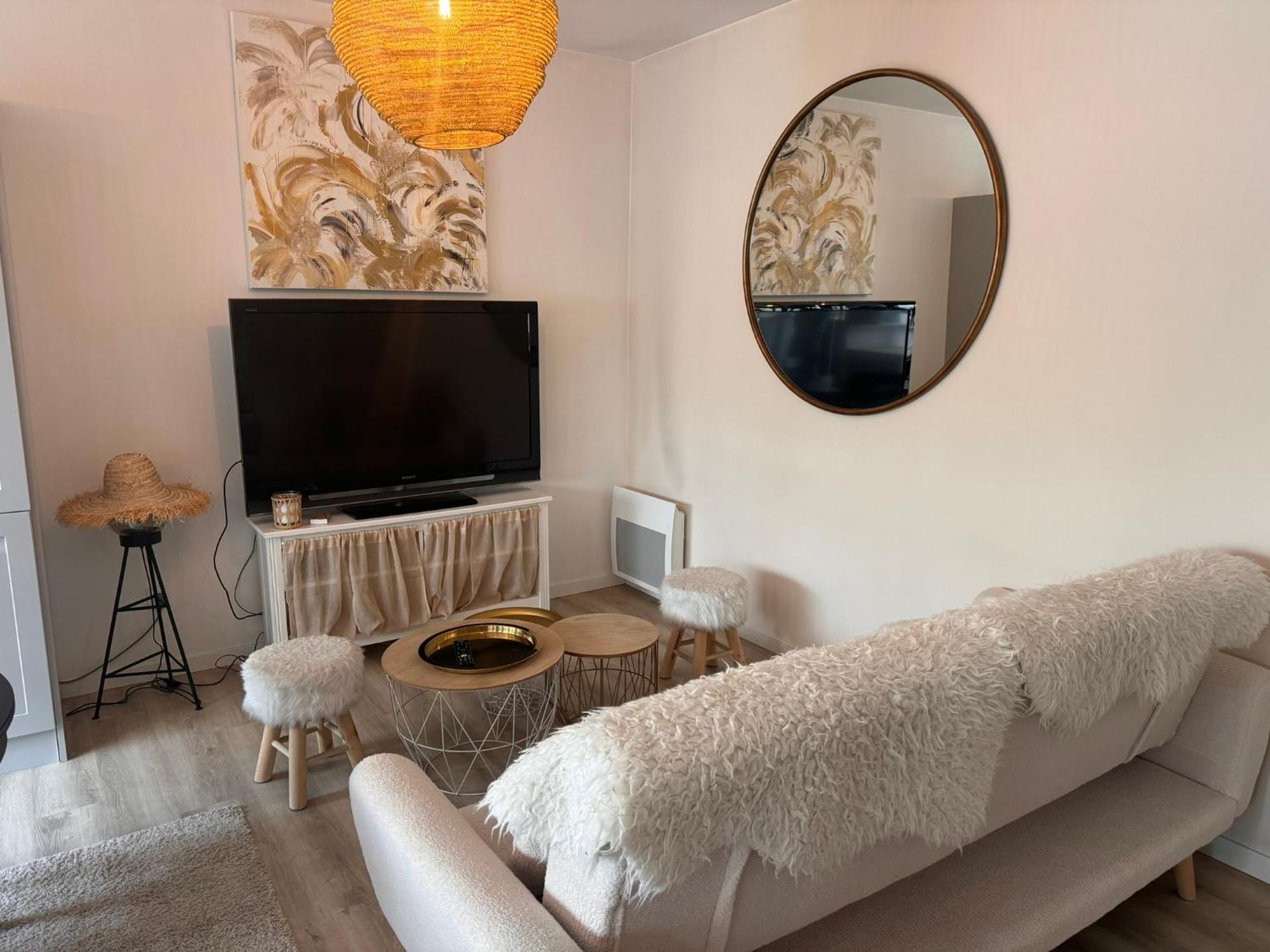Maison + Parking Prive Au Coeur Angouleme 60M2 Kültér fotó